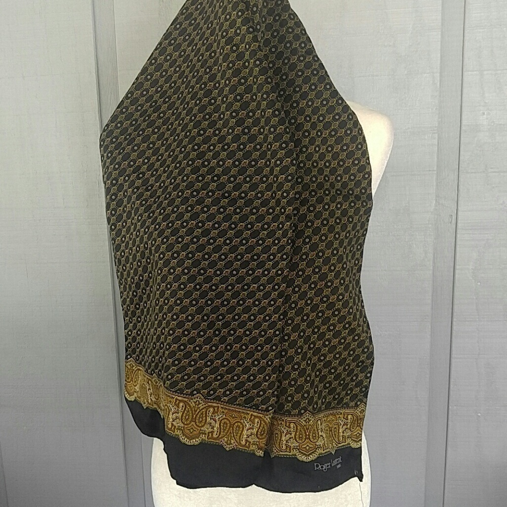 Roger Laurent Paris scarf - Picture 4 of 5